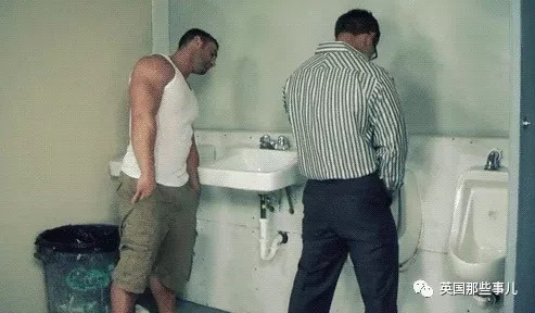 钢铁直男真正动心的表现,钢铁直男的爱情有多甜蜜