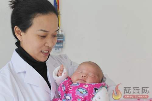 “最美医生”的仁者情怀——记商丘市第五人民医院皮肤科主任邓娟