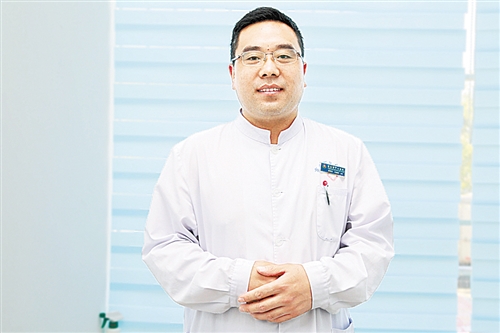 成人牙齿不齐是矫正还是修复,矫正牙齿过程视频