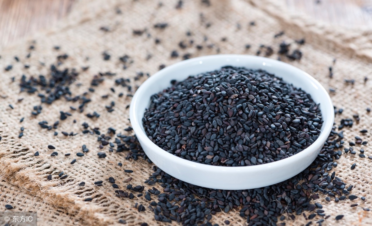 更年期失眠盗汗喝什么中成药,更年期盗汗比较多吃什么补最好呢