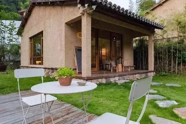 这些民宿藏着千岛湖99%的美，蓝天白云、绿水红叶，邂逅最美秋色