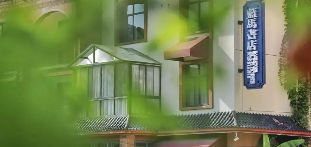 这些民宿藏着千岛湖99%的美，蓝天白云、绿水红叶，邂逅最美秋色