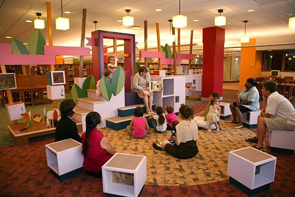 让全家人长草的儿童图书馆长啥样？｜开眼