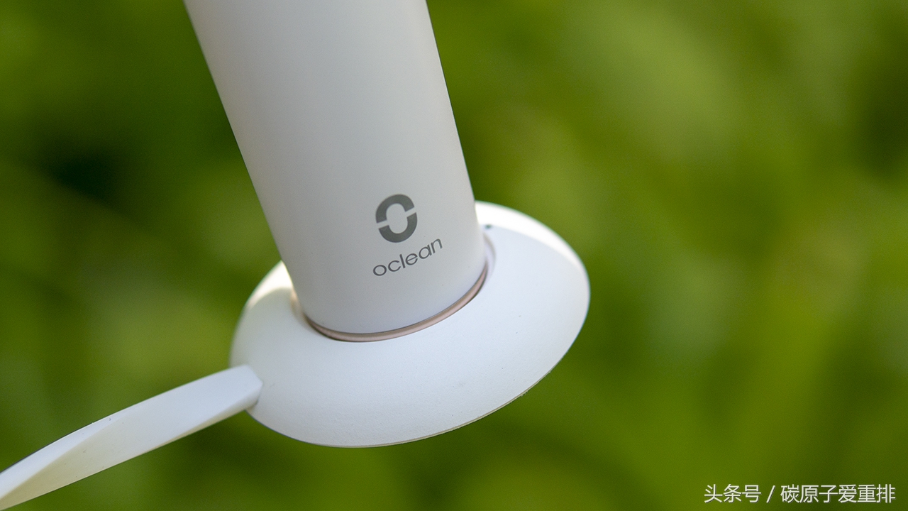 智能声波牙刷oclean,智能声波电动牙刷刷牙干净吗