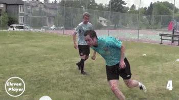 100个足球过人技巧教学,篮球野球场过人技巧