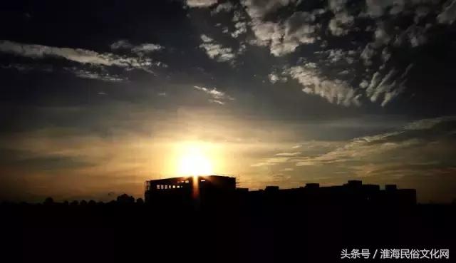 马云退位真实原因，不是在美被绑架，也不是刘强东案，是害怕……