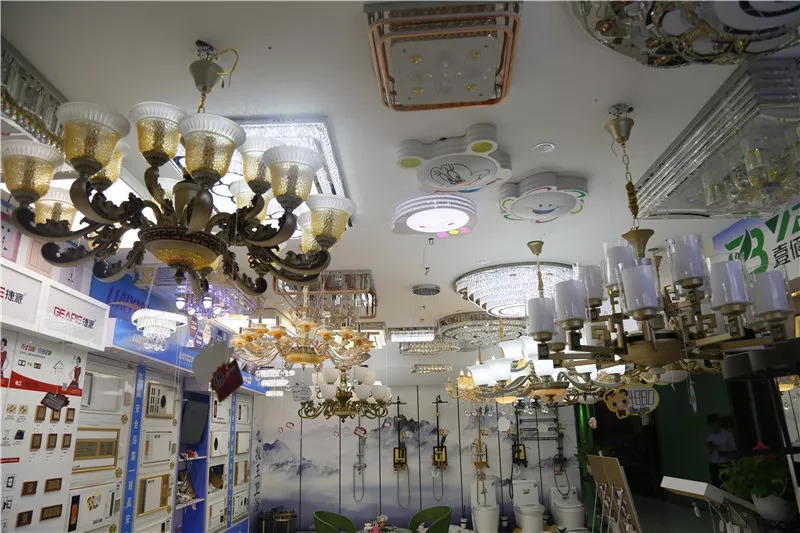 抱怨工作没“钱”途,不如自己当老板!大学生创业园每年租金只需2088