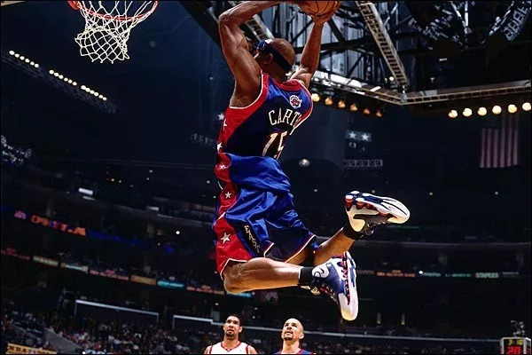 转战时尚界是Shox的出路？当年风靡篮球界的气柱不甘就此离开！