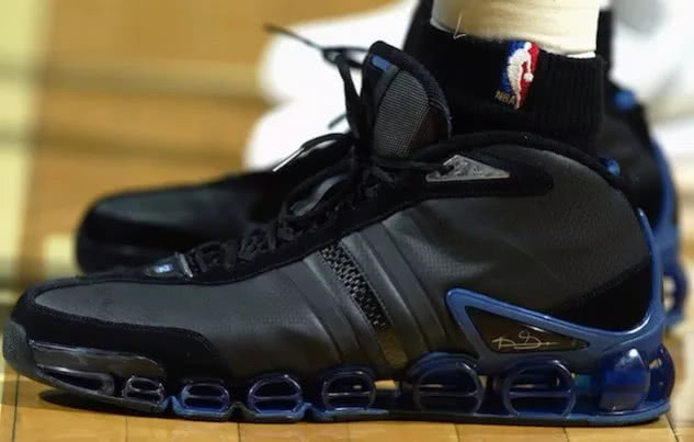 转战时尚界是Shox的出路？当年风靡篮球界的气柱不甘就此离开！