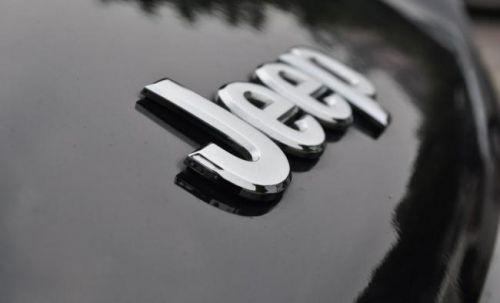 jeep烧柴油的是哪一款,jeep汽车一般多少公里开始烧机油