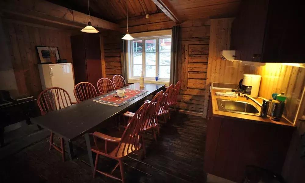 小木屋,玻璃顶,火山温泉,住这些酒店,get最cool极光姿势