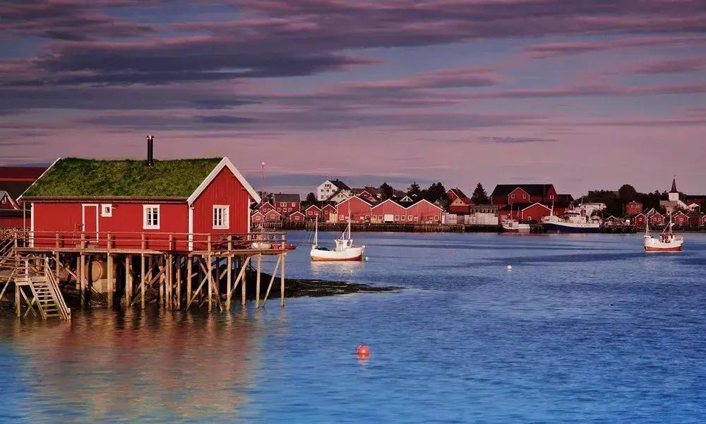 小木屋,玻璃顶,火山温泉,住这些酒店,get最cool极光姿势