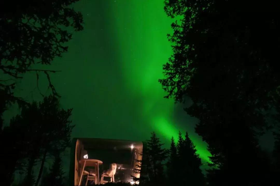 小木屋,玻璃顶,火山温泉,住这些酒店,get最cool极光姿势