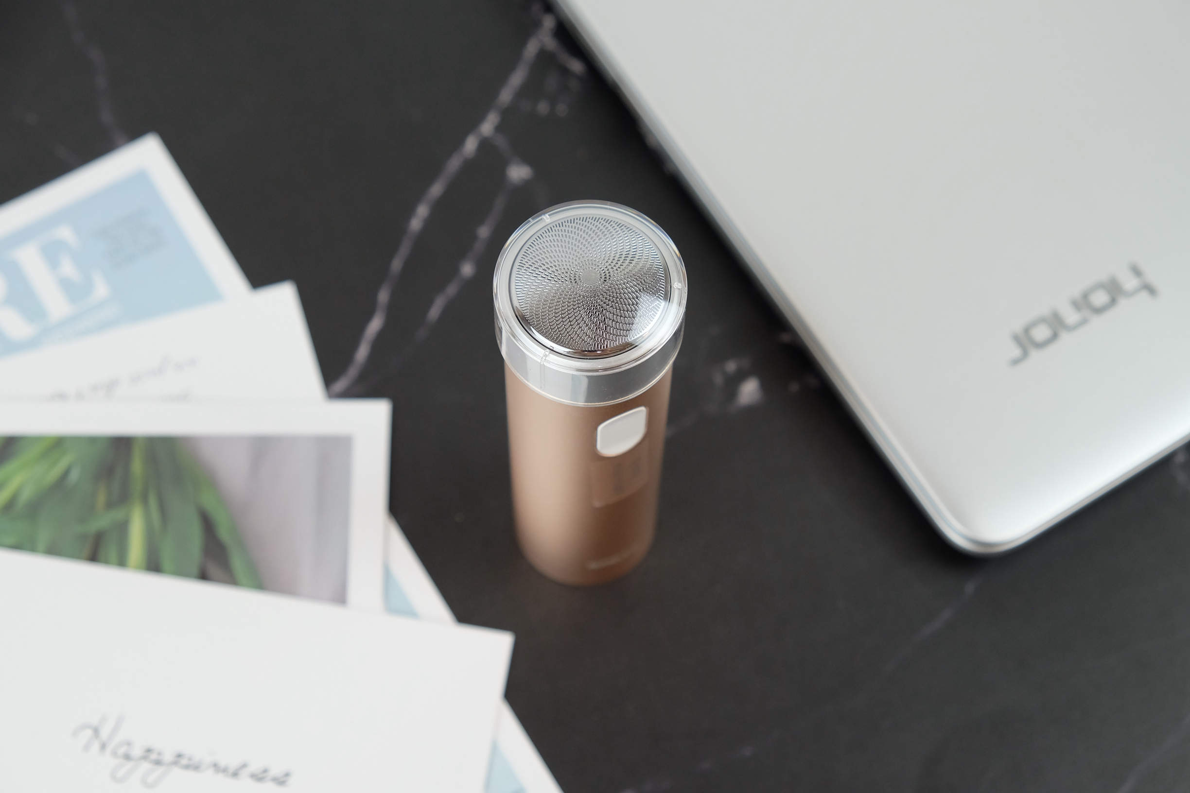 干湿两用的剃须刀怎么选择最好的,须眉剃须刀跟奔腾剃须刀