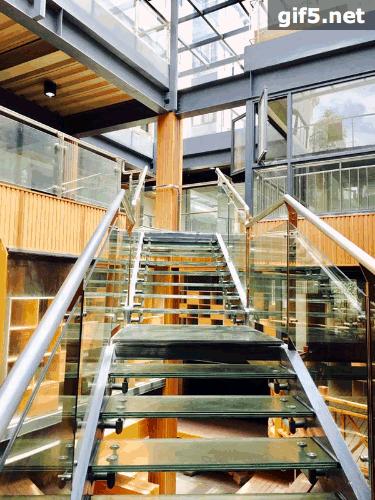 白手起家创业10年公司回顾,我的创业之路白手起家到估值过亿