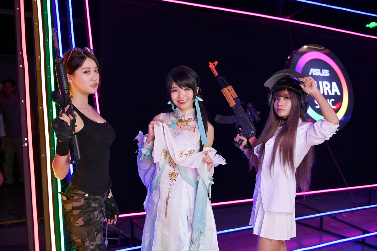 rog国行发布会,rog和苹果对比