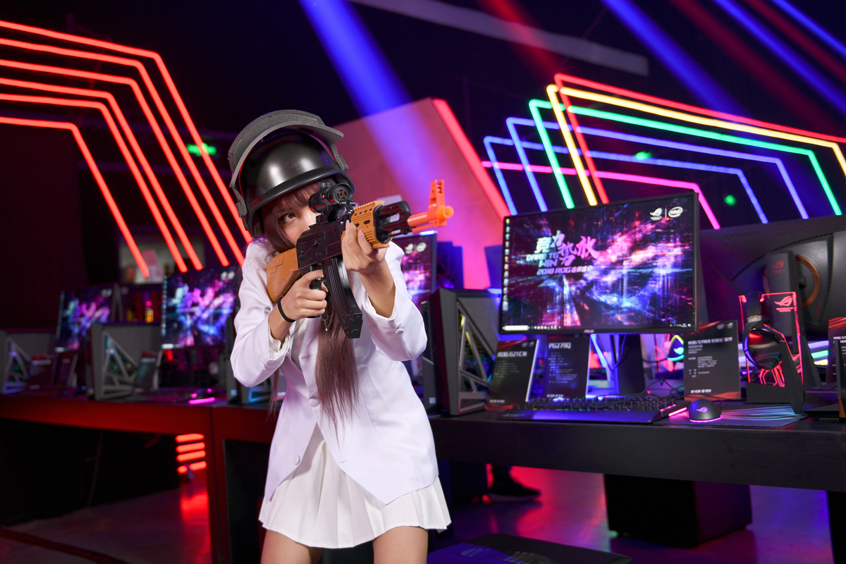 rog国行发布会,rog和苹果对比