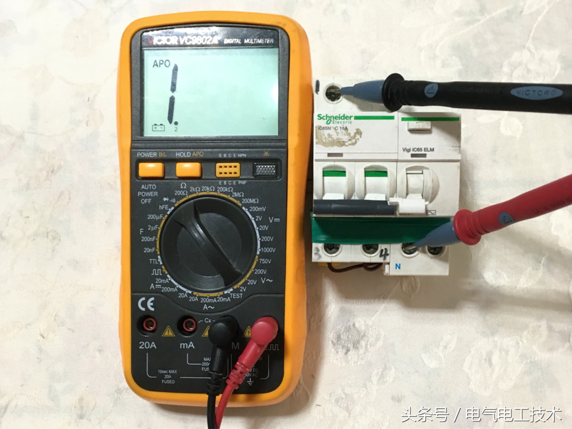 漏保怎么接线才正确,漏保左火右零接线图