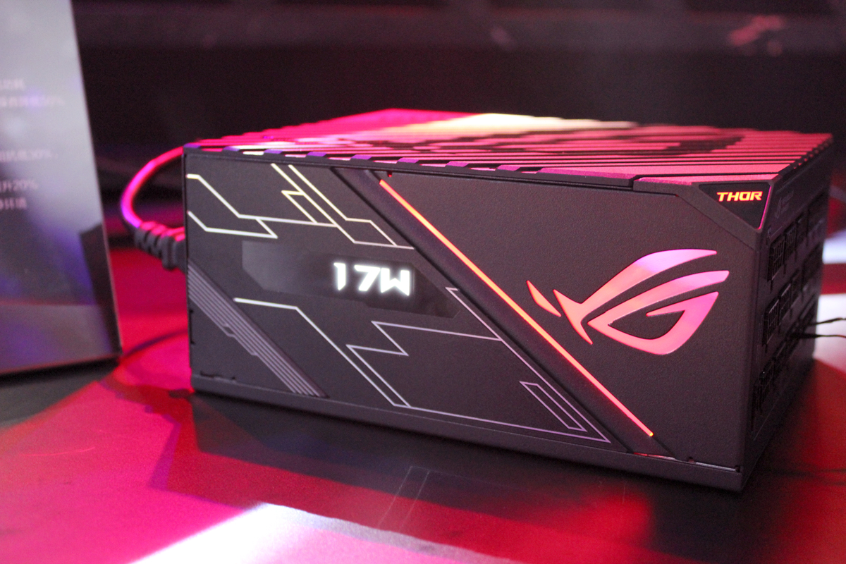 rog国行发布会,rog和苹果对比