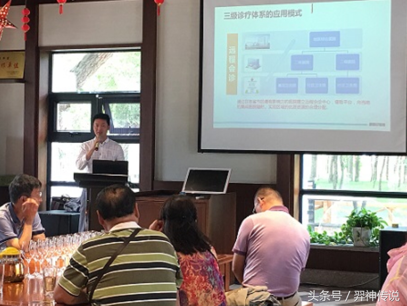 一群人在*疆新**民宿示范基地芸农庄“搞”事情