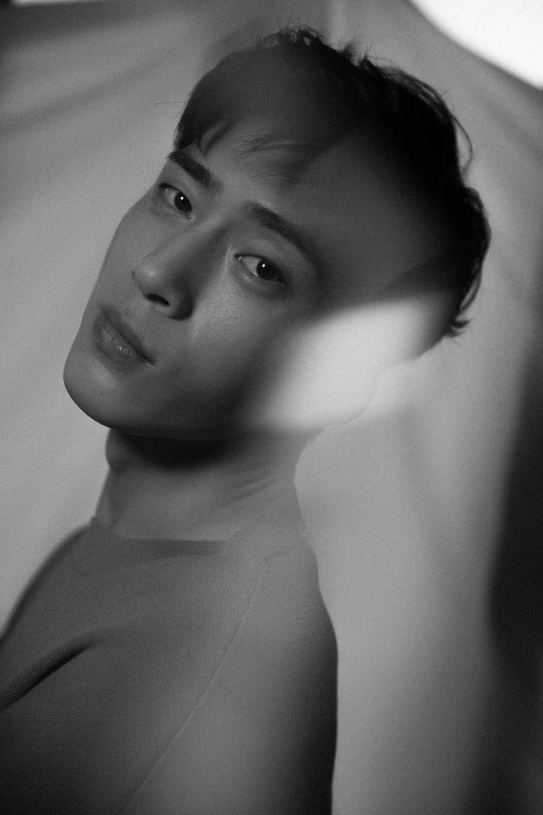 追求质感肤感,追求底妆清透还是追求遮瑕