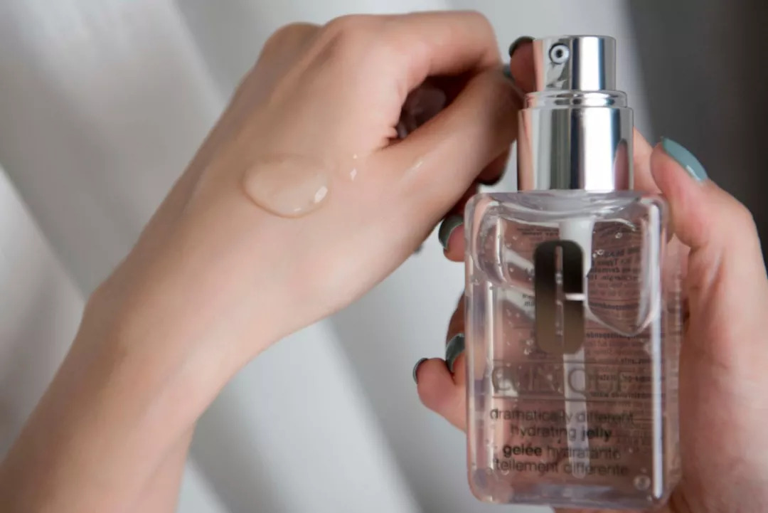 追求质感肤感,追求底妆清透还是追求遮瑕