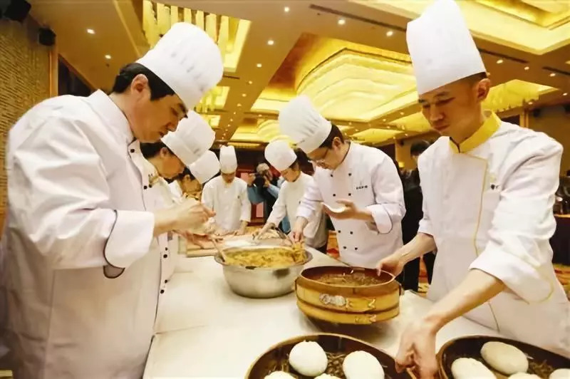 蟹黄汤包靖江南园,靖江蟹黄汤包美食团购