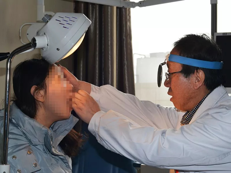 中医扁桃体烙法痛吗,中医烙法治疗扁桃体靠谱吗