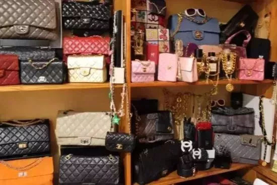 专柜正品大牌清仓包包,什么花最容易买到