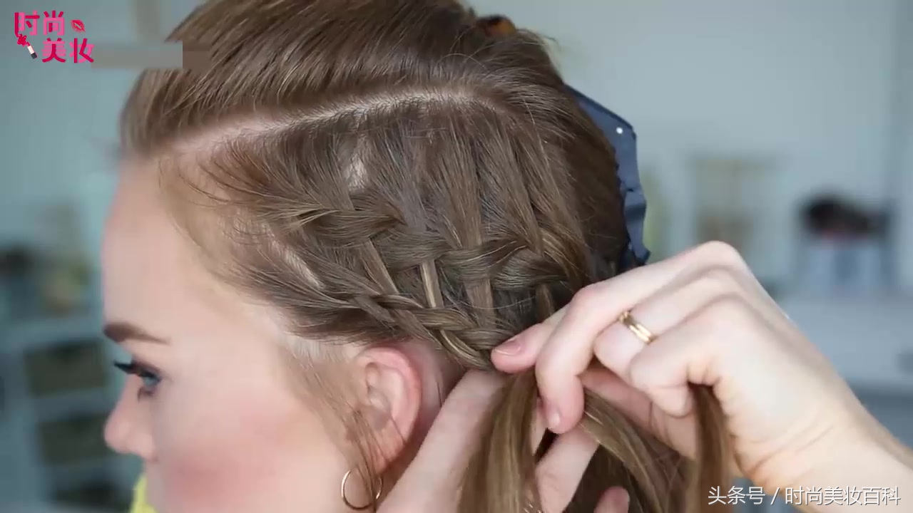 适合6-12岁女童的发型简单披肩发,单调披肩发女童