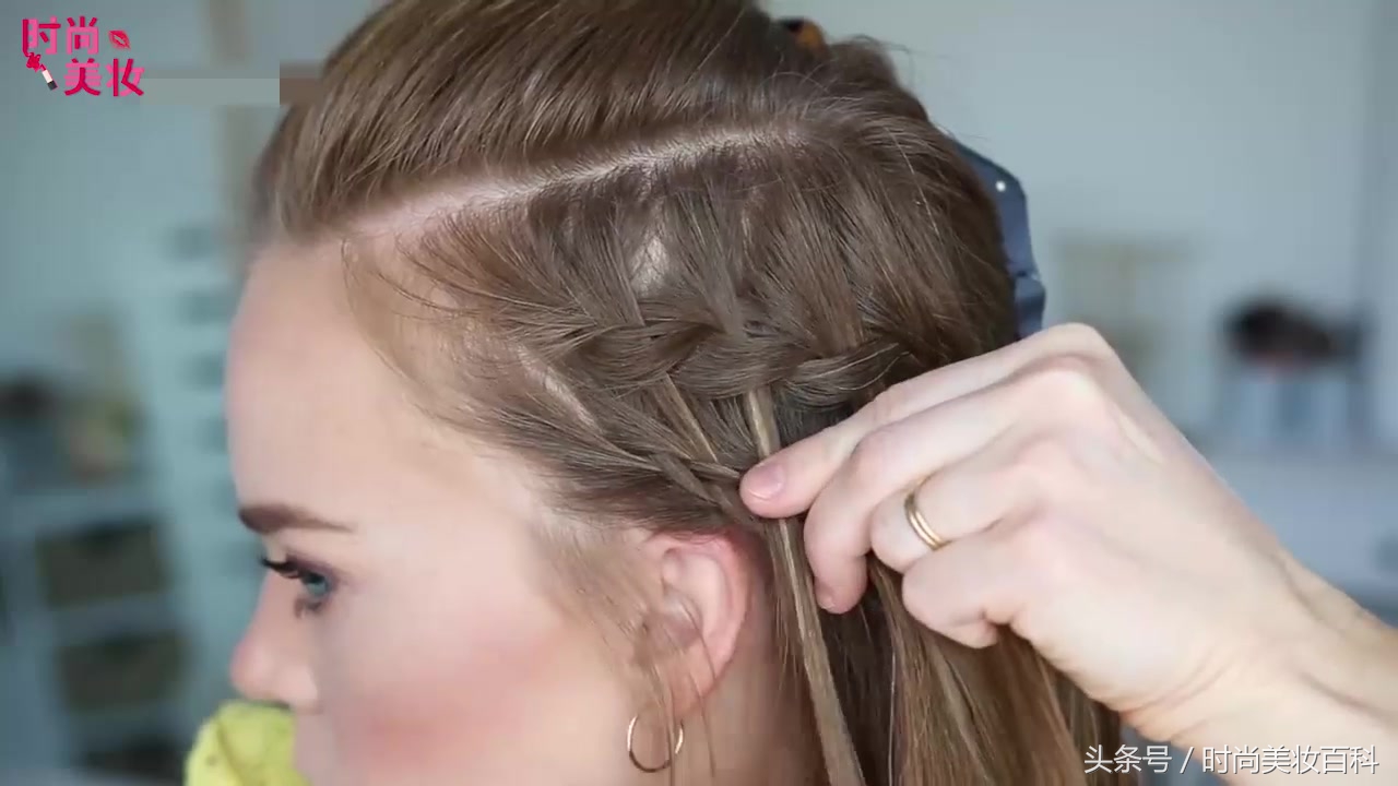 适合6-12岁女童的发型简单披肩发,单调披肩发女童