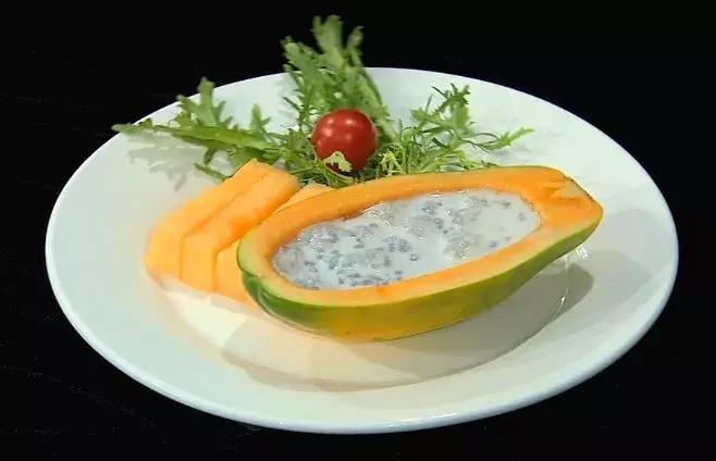 奶茶中的仙草冻会化吗,奶茶里面的仙草冻的另一种叫法