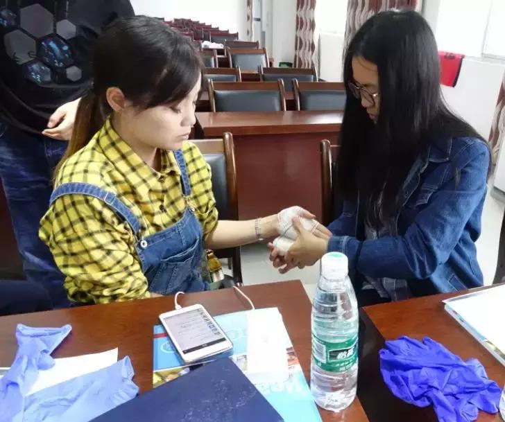 aha急救培训书籍,aha急救培训