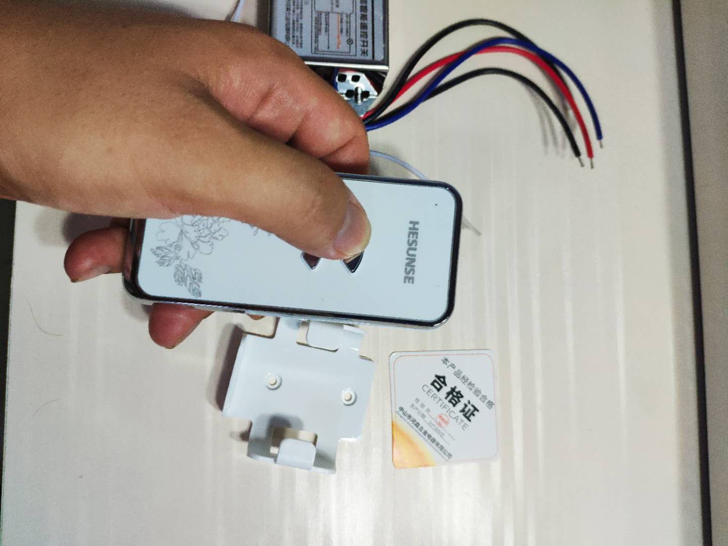 卧室灯led遥控,卧室led吸顶灯改声控