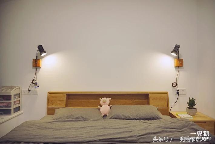 年轻人，谁不是一边感叹房子小，一边在小房子里拼命折腾？