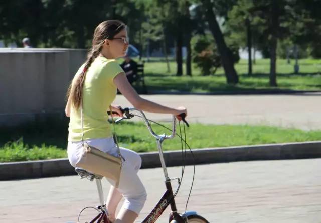 散步在美女如云的西伯利亚的心脏——伊尔库茨克