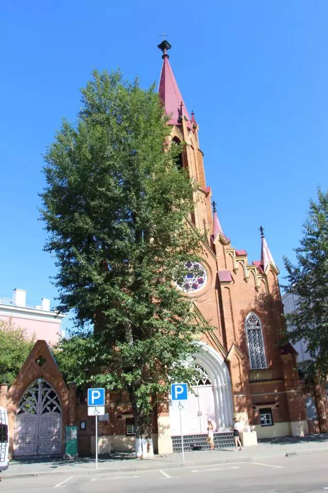 散步在美女如云的西伯利亚的心脏——伊尔库茨克