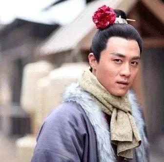 少年娘则中国娘？BBC第一个反对：男生化妆，照样可以有阳刚气！