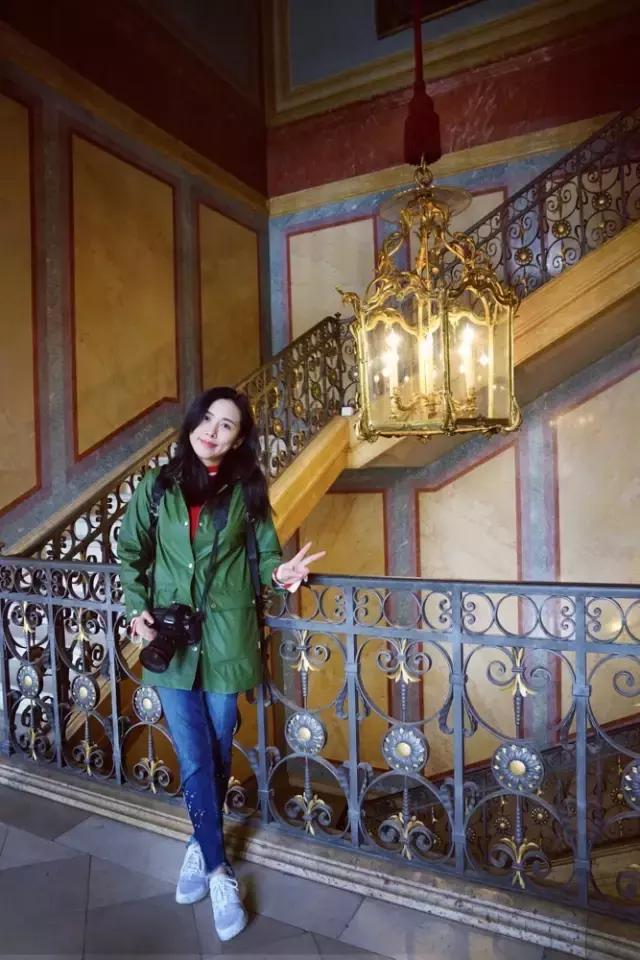 生活在别处完整版,法国西部自驾游