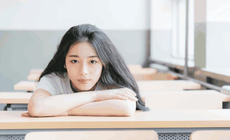 去除眼睛周围脂肪粒最简单的方法,眼睛周围的脂肪粒怎么处理