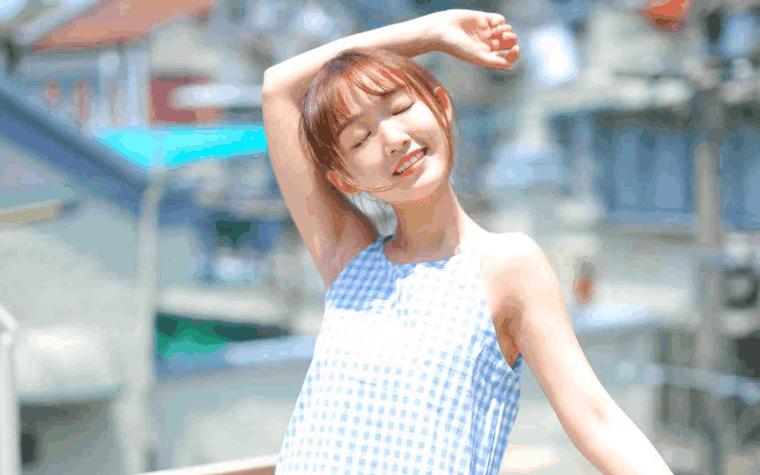 去除眼睛周围脂肪粒最简单的方法,眼睛周围的脂肪粒怎么处理