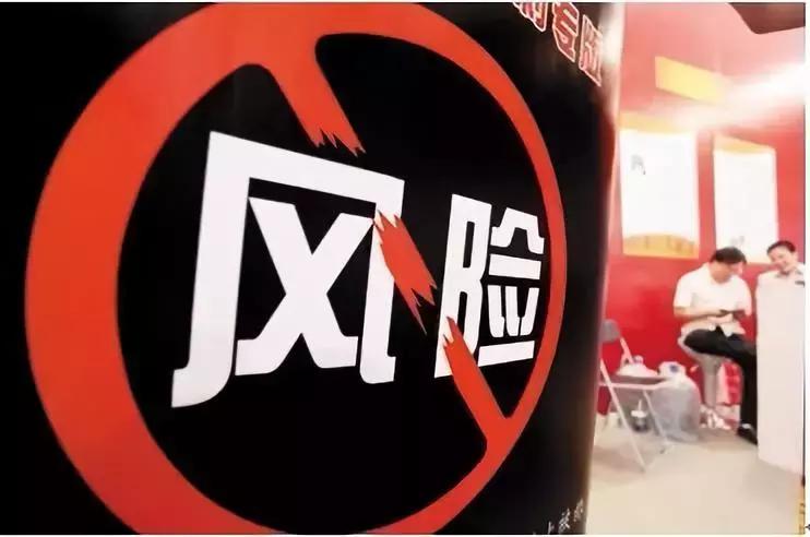 信用卡有效期高清图,信用卡怎么还会有有效期