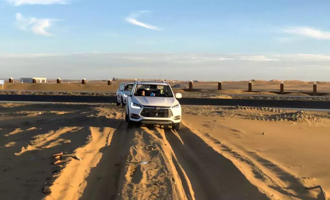 最新款比亚迪宋越野实测,比亚迪宋穿越罗布泊