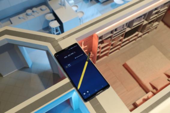 三星galaxynote9值不值得买,使用体验苹果手机和三星note9谁好