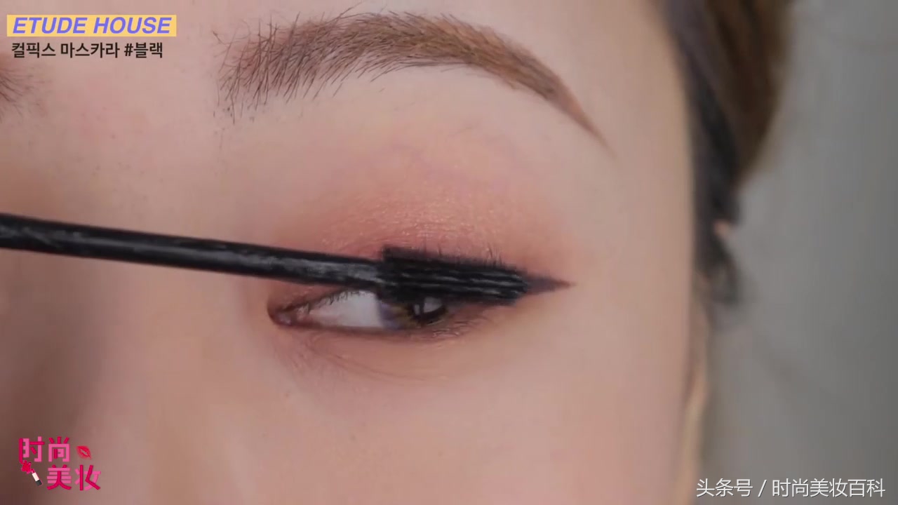 爱丽小屋好时联名黑巧克力眼影,爱丽小屋单色眼影br401试色