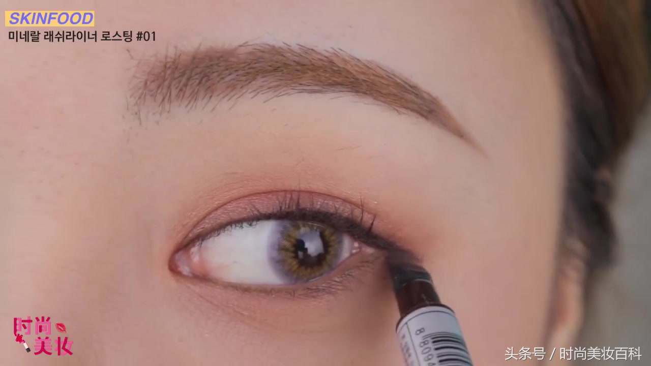 爱丽小屋好时联名黑巧克力眼影,爱丽小屋单色眼影br401试色