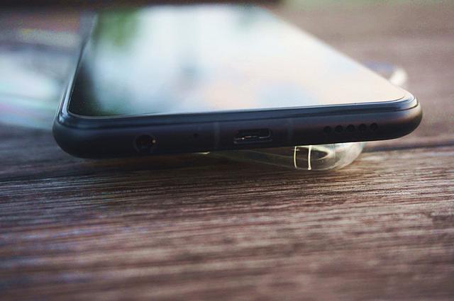 荣耀8x千元屏霸旗舰实力,荣耀8x屏幕测评