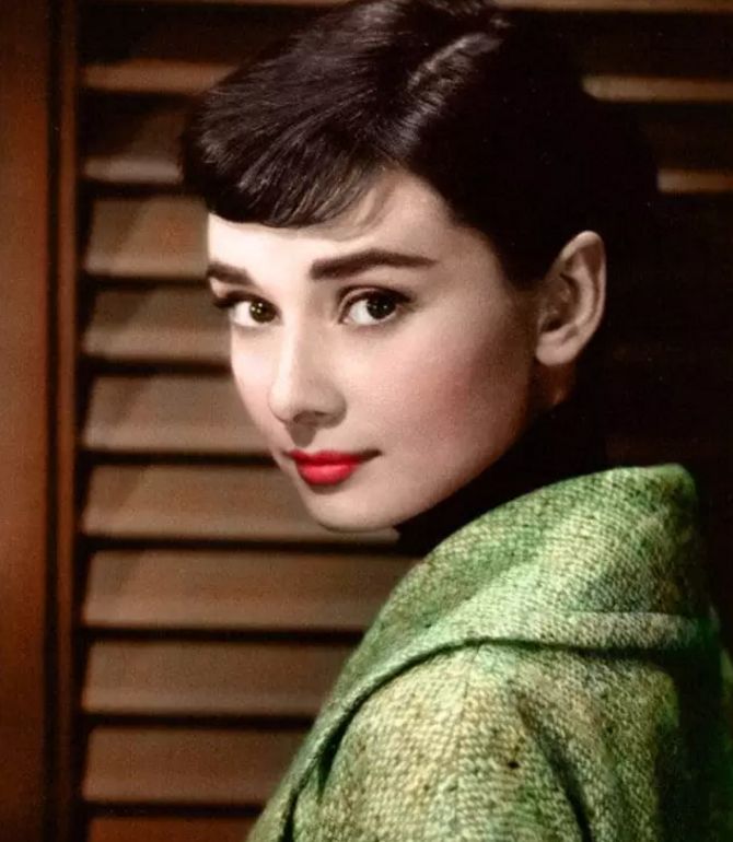 没有它，你涂了赫本的红唇也不灵呐