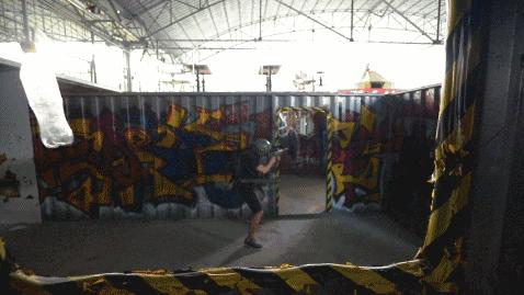 真人吃鸡海滩战斗,吃鸡真人版真实场地