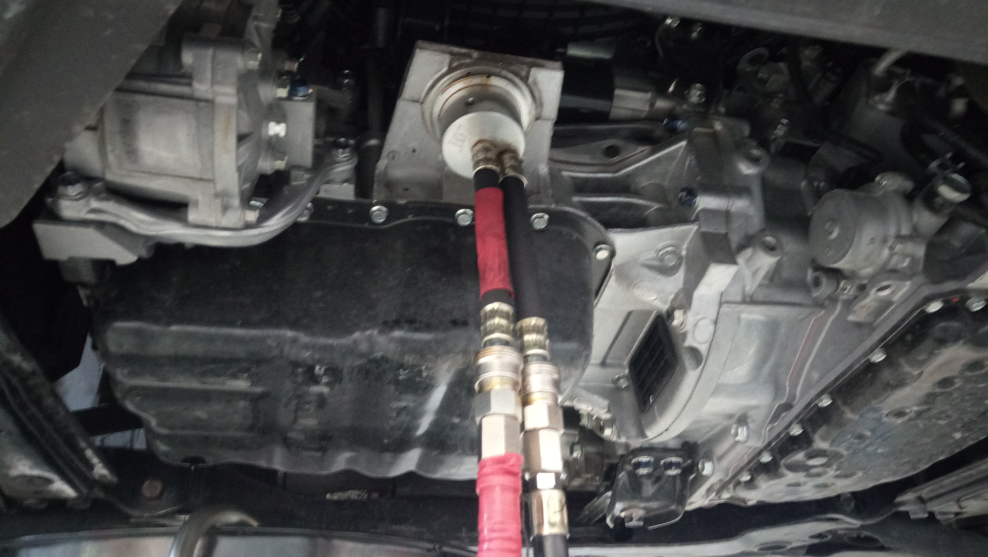 欧蓝德2.4保养用多少升机油,欧蓝德2万公里保养项目一览表